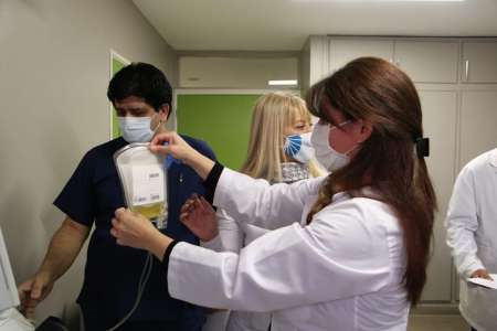 En Tartagal le negaron la transfusión de plasma a su papá por ser adulto mayor y murió