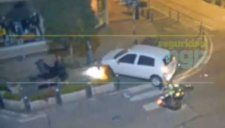 VIDEO Un conductor se fugó, un policía lo persiguió y tuvo un grave accidente vial