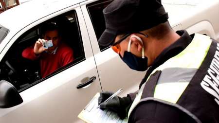 Más del 12% de los policías salteños, fuera de servicio por coronavirus