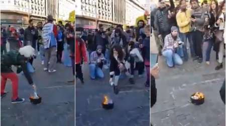 Manifestantes hicieron una quema de barbijos en el Obelisco