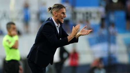 Racing visita a Alianza Lima con el objetivo de volver al triunfo