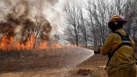 Los incendios avanzan sobre barrio de Villa Carlos Paz y piden alerta amarilla