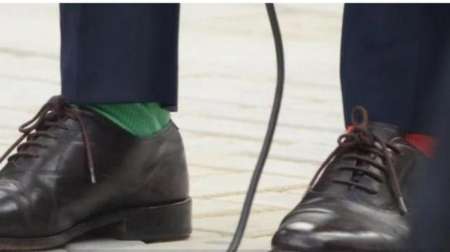 Macri hoy se puso una media verde y otra roja ¿lo viste?