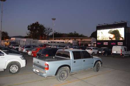 Avengers Infinity War, es la película elegida para la función de autocine