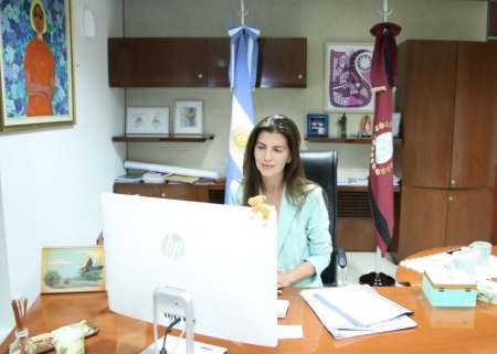 La intendenta enviará al Concejo un proyecto para apoyar a las clínicas y sanatorios afectados por la pandemia