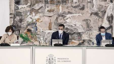 España decretó el estado de alarma en todo el país hasta el 9 de mayo