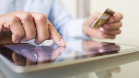 El lunes se renueva el cupo de USD 200: cuáles son los bancos que lo venden más barato