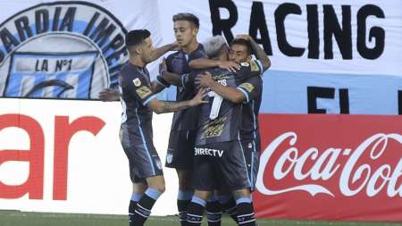 Racing perdió por goleada ante Atlético Tucumán
