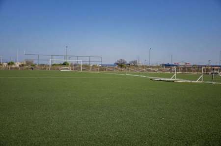 El parque del Bicentenario habilitó las canchas sintéticas