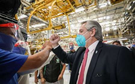 El Gobierno oficializó la prórroga por otros 60 días de la prohibición de despidos y suspensiones