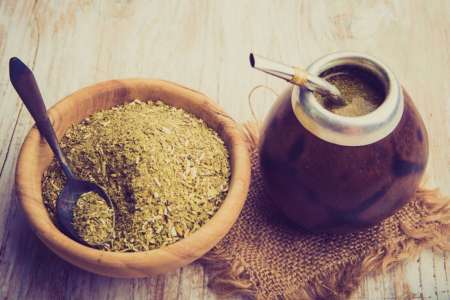 Yerba Mate: el Gobierno regulará la cantidad de palo y polvo en los paquetes