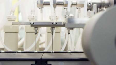 Pfizer anunció "una eficacia del 95%" en su vacuna, a 28 días de la primera dosis