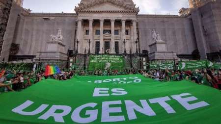 Diputados busca emitir dictamen del proyecto de interrupción voluntaria del embarazo