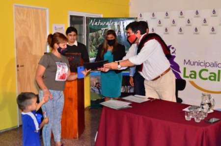 Se entregaron casi 3 millones de pesos en créditos a microemprendedores de La Caldera