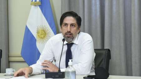 Nicolás Trotta: “No existe infraestructura que pueda permitir la presencialidad absoluta en las aulas”