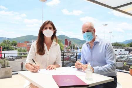 Bettina Romero recibió a Horacio Rodríguez Larreta y firmaron un convenio de cooperación