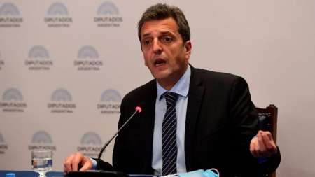 Sergio Massa: “Entre gastar en boletas o vacunas, en este contexto prefiero gastar en vacunas”