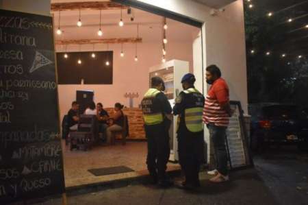 La Policía detectó ayer 12 fiestas clandestinas