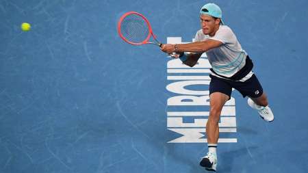 El "Peque" Schwartzman buscará instalarse en la tercera ronda del Abierto de Australia
