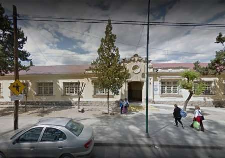 Denuncian a un docente salteño por hacer que sus alumnas se bajen el pantalón