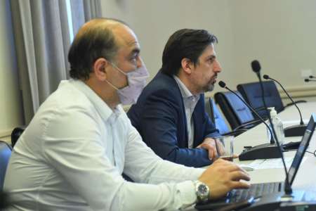 Los gremios docentes reclamaron un aumento salarial superior al 30%