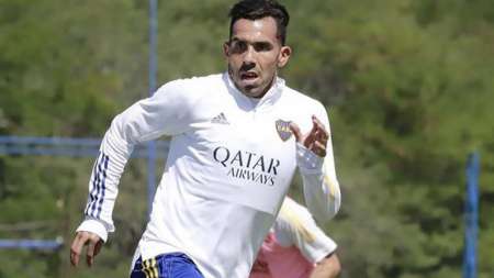 Carlos Tevez se reincorporó a los entrenamientos de Boca tras la licencia por la muerte de su padre