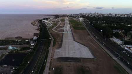 Con más de 80 vuelos programados, hoy reabrirá Aeroparque: todos los detalles de la remodelación