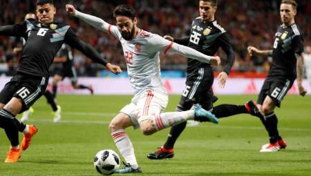 España goleó y humilló a la Argentina