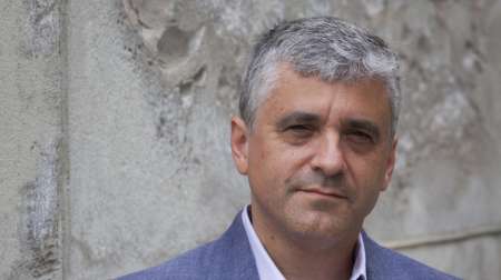 Steven Levitsky: “En la distribución de las vacunas en la Argentina hubo un caso muy feo de corrupción”