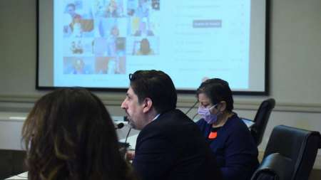 Los ministros de Educación acordaron sostener las clases presenciales en todo el país pese a la suba de contagios