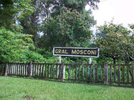 Conmoción en Mosconi: Hallan el cuerpo de un hombre tapado con ramas