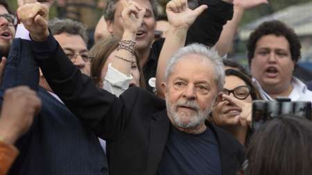 Lula: "Seré candidato si es necesario para ganarle a un fascista como Bolsonaro"
