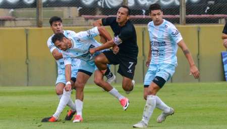 Un clásico emotivo, pero sin vencedores: Central y Gimnasia igualaron 1 a 1