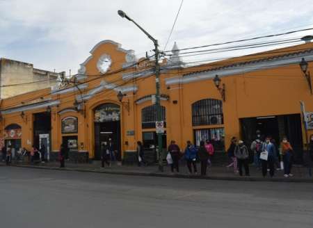 Este martes el mercado San Miguel atenderá solo por la mañana