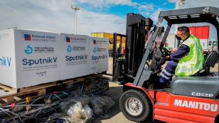 Provincia por provincia, cómo se van a distribuir las 650.000 dosis del primer componente de Sputnik V que llegaron al país