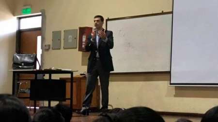 Los alumnos de la UNSa cuentan en detalle cómo fue el reclamo a Urtubey por el Boleto Estudiantil