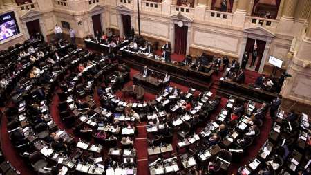 El oficialismo buscará respaldar el decreto que ratificó las restricciones por coronavirus