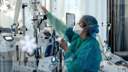 Detectan casos de variantes provenientes de la India y de Sudáfrica entre viajeros llegados al país