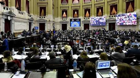 La Cámara de Diputados le dio media sanción a la ley para postergar las elecciones
