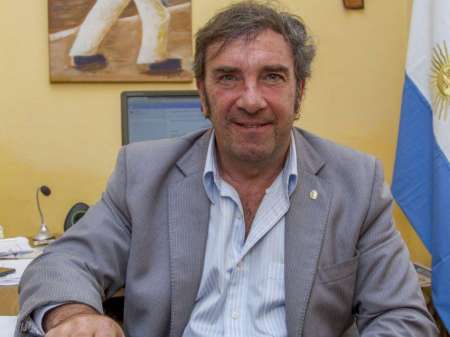 Nicolás O’brien: “Las familias muchas veces en su trajín diario olvidan y postergan al adulto mayor”