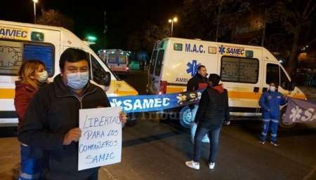 Trabajadores del SAMEC reclaman la liberación de los 4 operadores detenidos