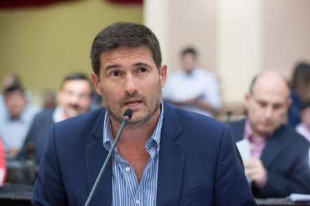 Javier Diez Villa: “Las elecciones contaminan de alguna manera los debates legislativos”