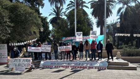 Docentes cobraron hoy con un 15% de incremento en sus sueldos