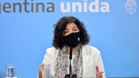 La ministra de Salud, Carla Vizzotti, tiene apendicitis y será operada