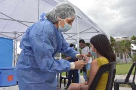 Habilitaron la tercera dosis contra el Covid para mayores de 12 años