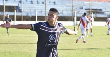 Juventud Antoniana le ganó a Guaraní Antonio Franco y volvió al Federal A
