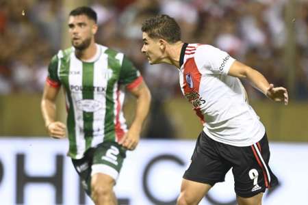 River goleó a Laferrere en el Estadio Martearena