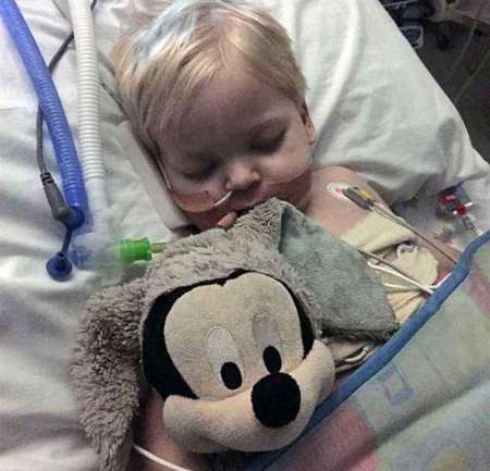 Un niño que estaba en coma despertó antes de que lo desconectaran