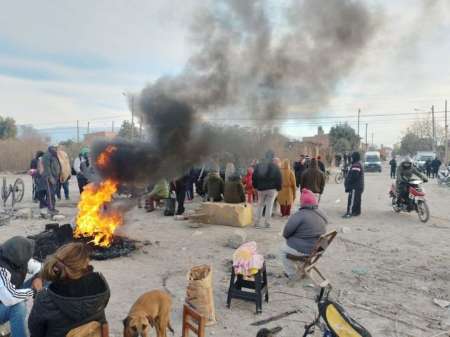 Cerca de 300 familias quieren asentarse en un descampado en Barrio Solidaridad