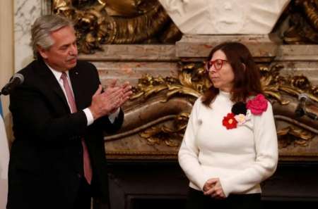 El Gobierno nacional oficializó la prohibición de contratar nuevos empleados en el Estado